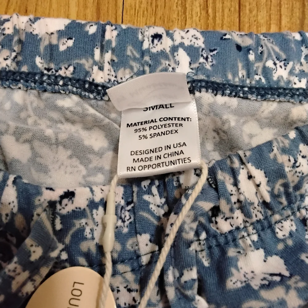 Fashion by Mirabou Blue Moon Blue & White Floral Lounge Pants | NWT | Size Small